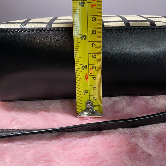 Kate Spade New York Brightwater Drive Hanna Crossbody - Picture 9 of 13